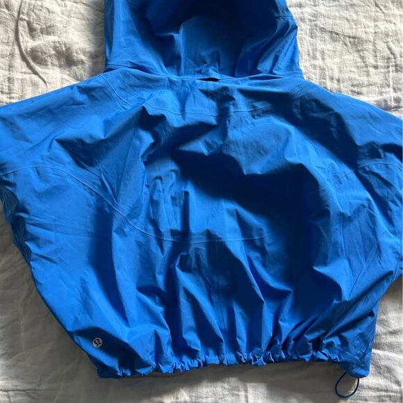 Lululemon Rain chaser Rain Jacket (Size 6) - Picture 6 of 7